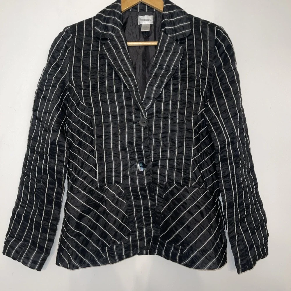 Chicos Size 1 Blazer Black White Pinstripe Linen Blend Jacket Womens - Picture 1 of 8